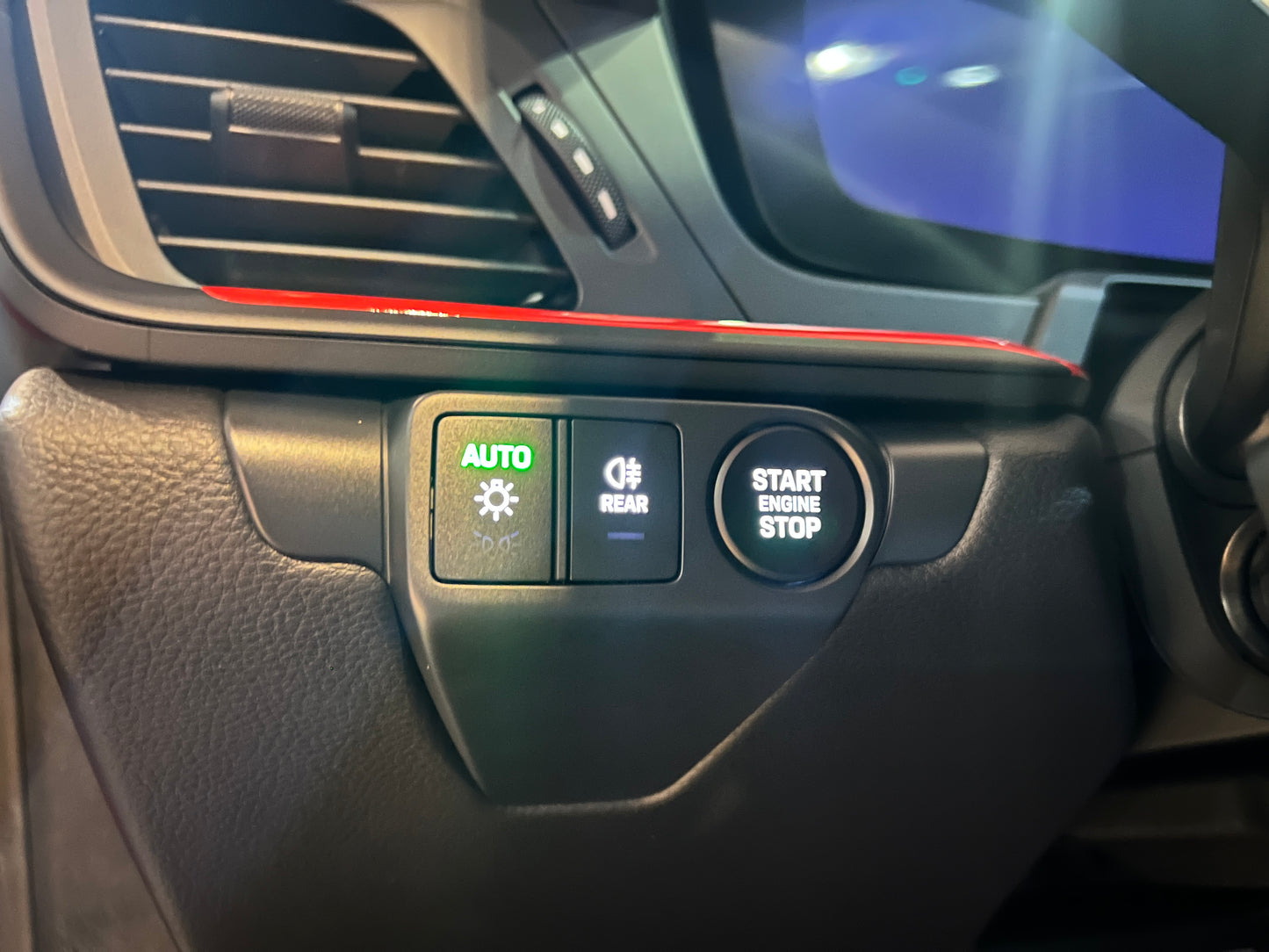 2025 Porsche 992.2 911 Carrera T 6MT 總代理 | 台北超跑專賣 | TopAuto豐群汽車