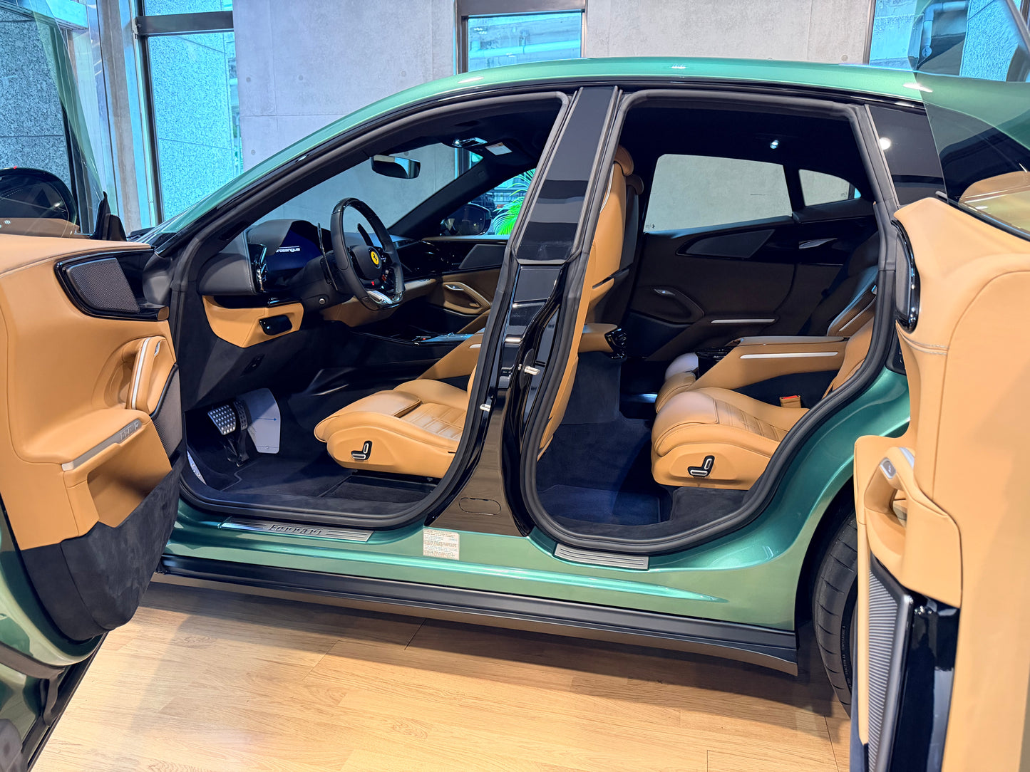 2024 Ferrari Purosangue 總代理 | 台北超跑專賣 | TopAuto豐群汽車