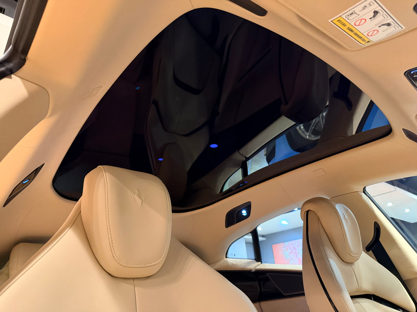 **2024 Ferrari Purosangue 總代理 | 台北超跑專賣 | TopAuto豐群汽車