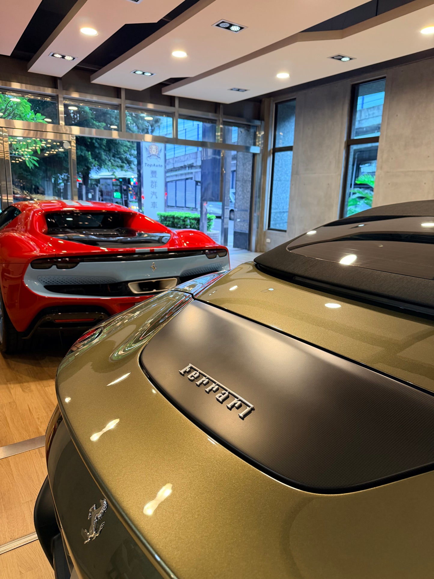 2025 Ferrari Roma Spider-ATELIER 總代理 | 台北超跑專賣 | TopAuto豐群汽車