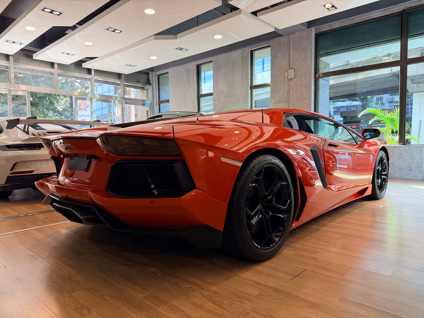 **2012 Lamborghini Aventador 總代理｜台北超跑專賣｜TopAuto 豐群汽車