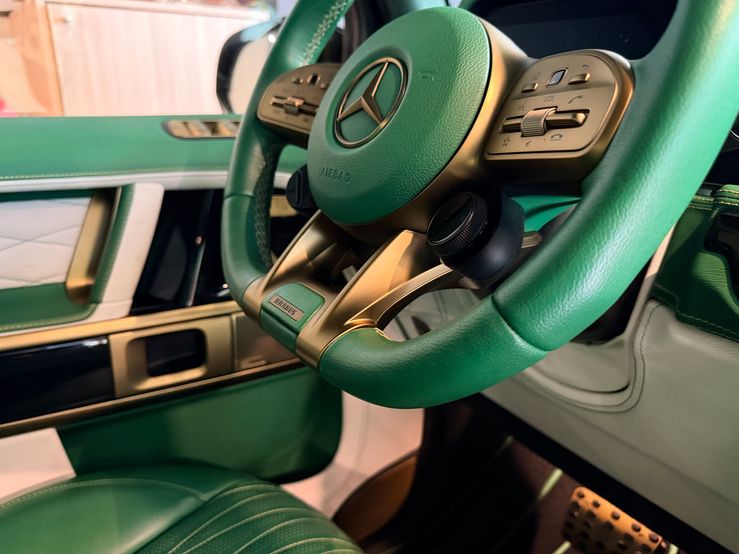 2023 Brabus G800