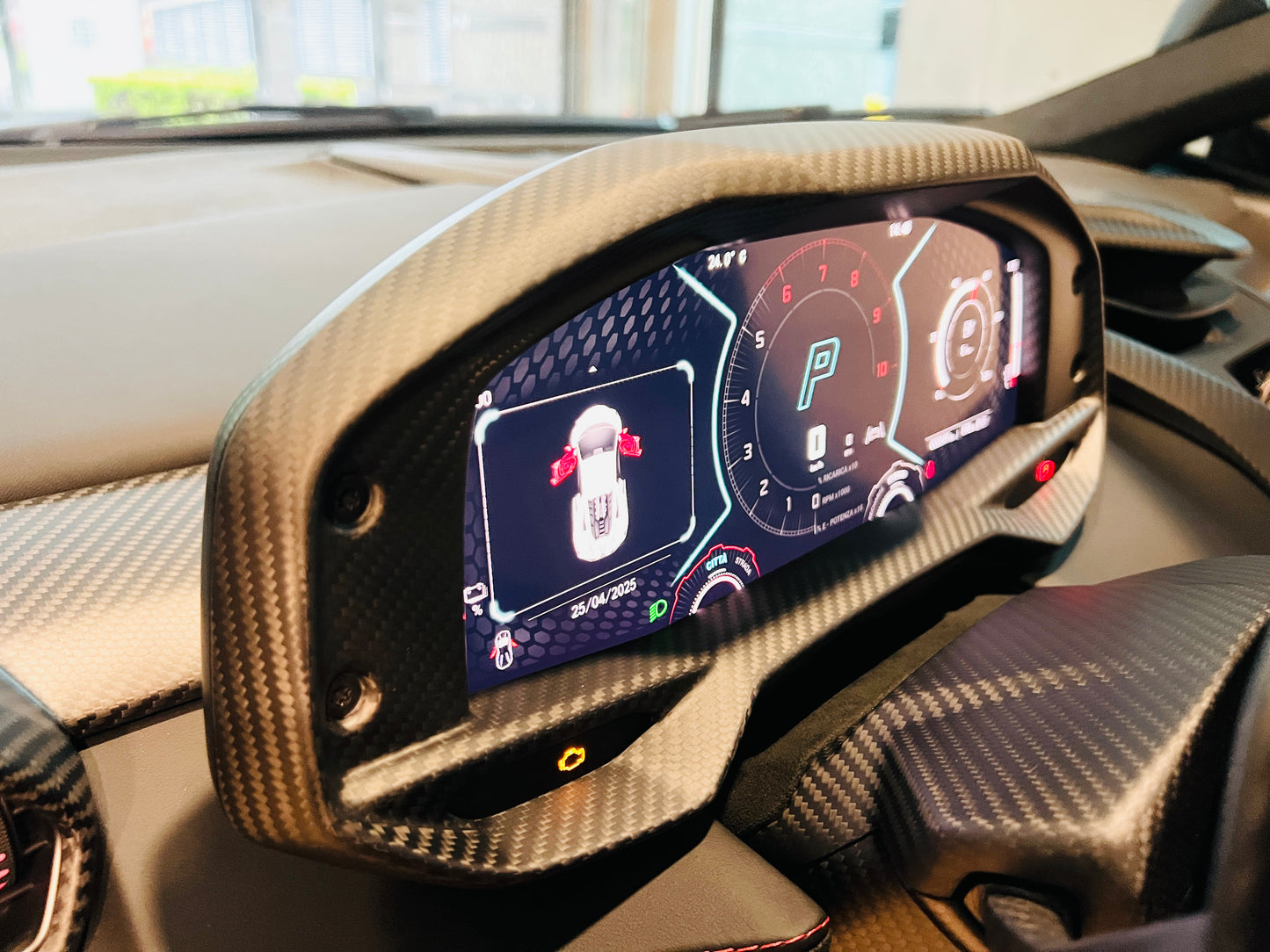 已售出-Lamborghini Revuelto 總代理全新車