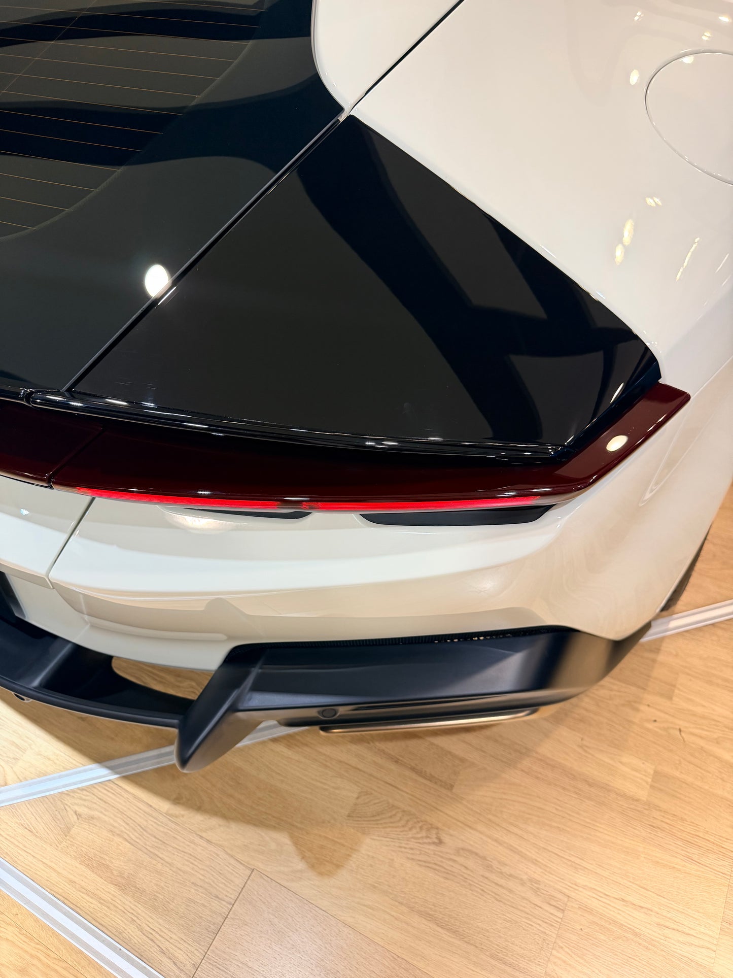 2025 Ferrari 12Cilindri 總代理 | 台北超跑專賣 | TopAuto豐群汽車
