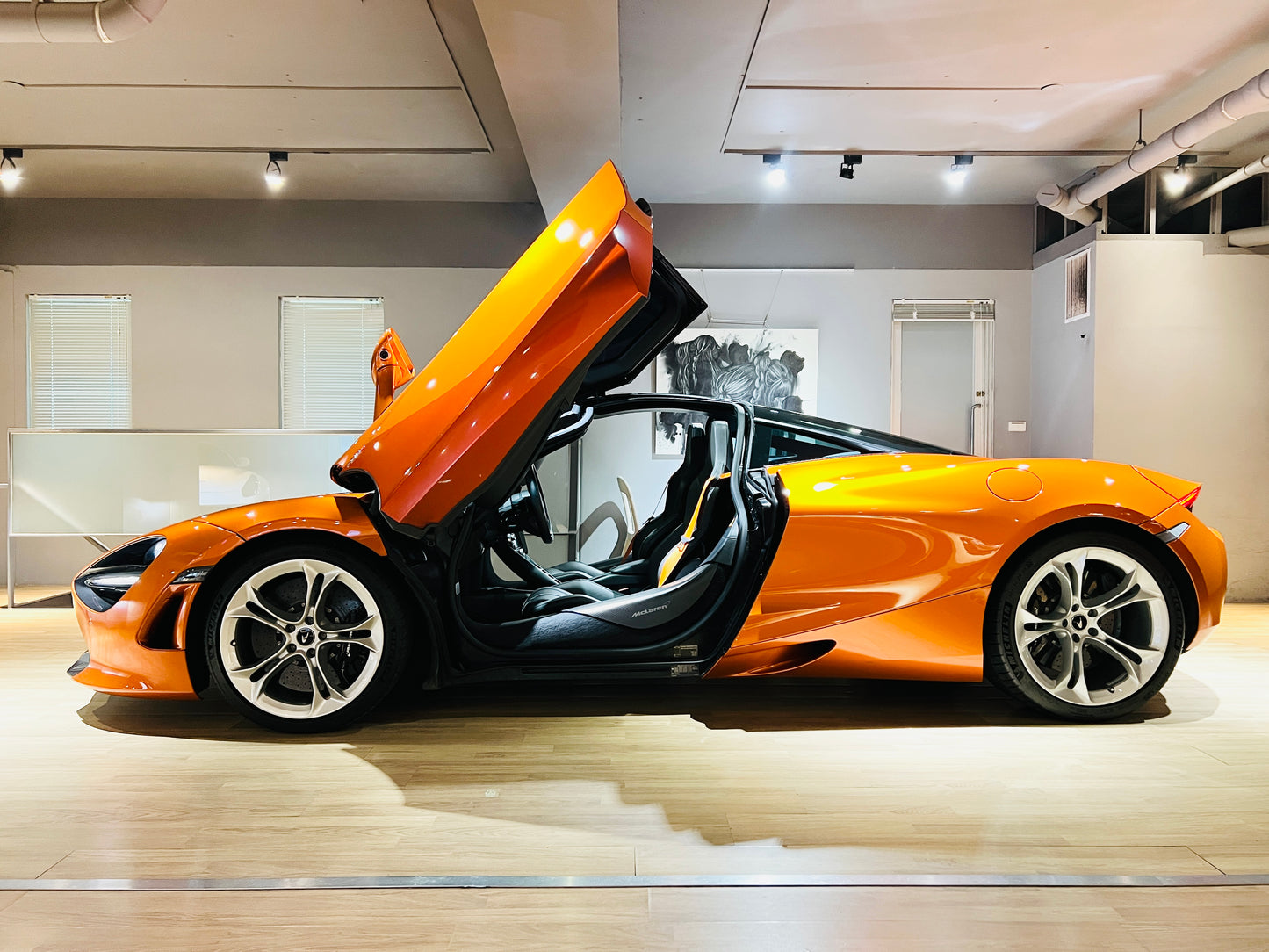**2019 McLaren 720S Coupe 總代理