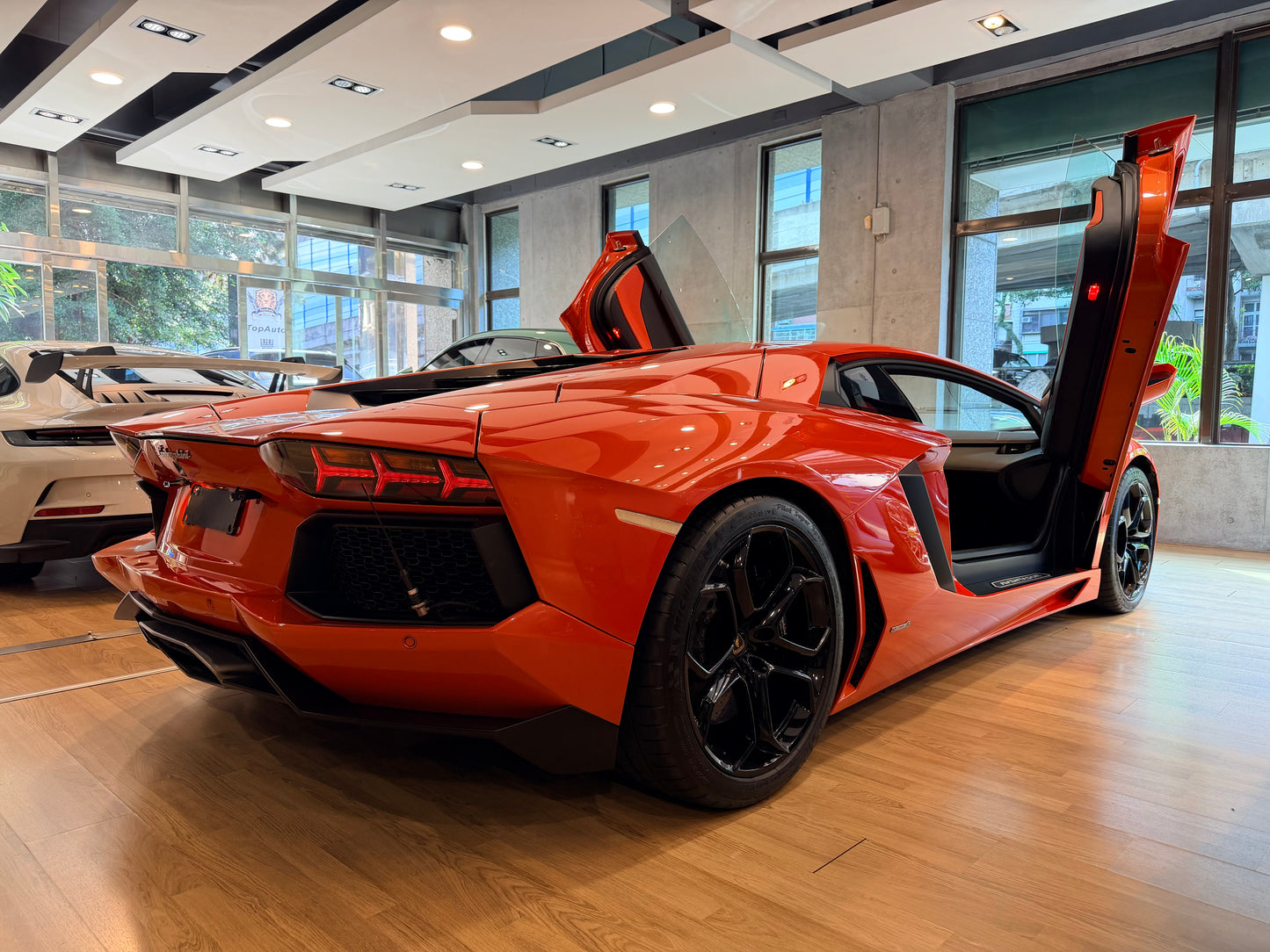 **2012 Lamborghini Aventador 總代理｜台北超跑專賣｜TopAuto 豐群汽車