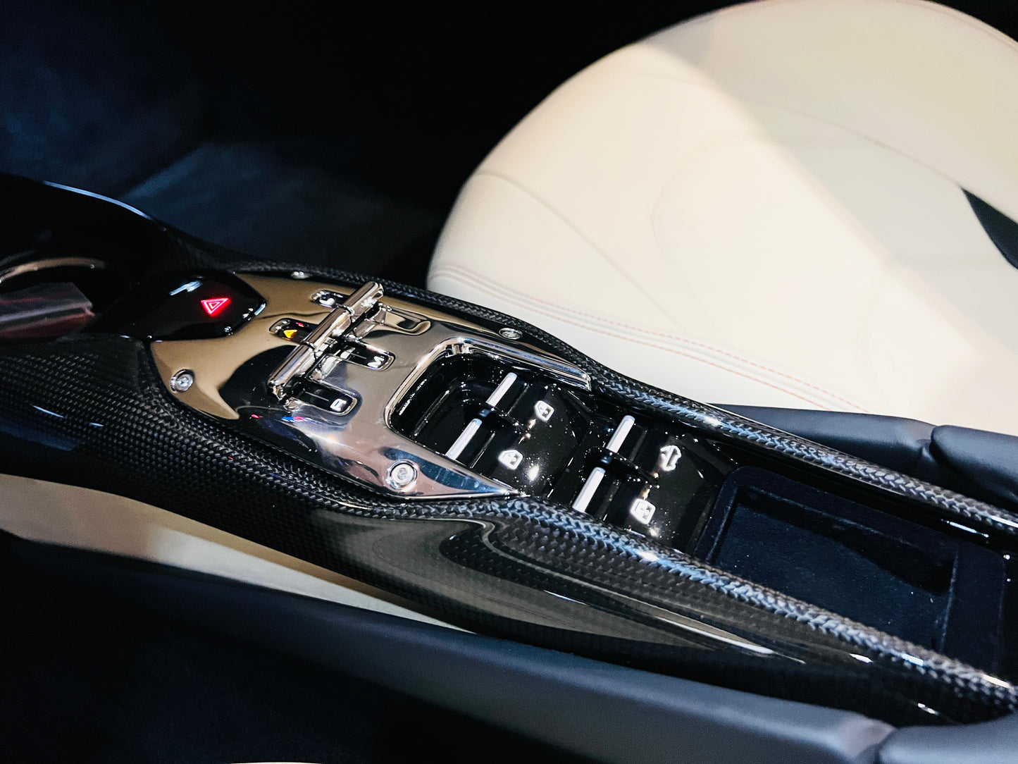 **2023 Ferrari 296 GTS 總代理｜台北超跑專賣｜TopAuto 豐群汽車