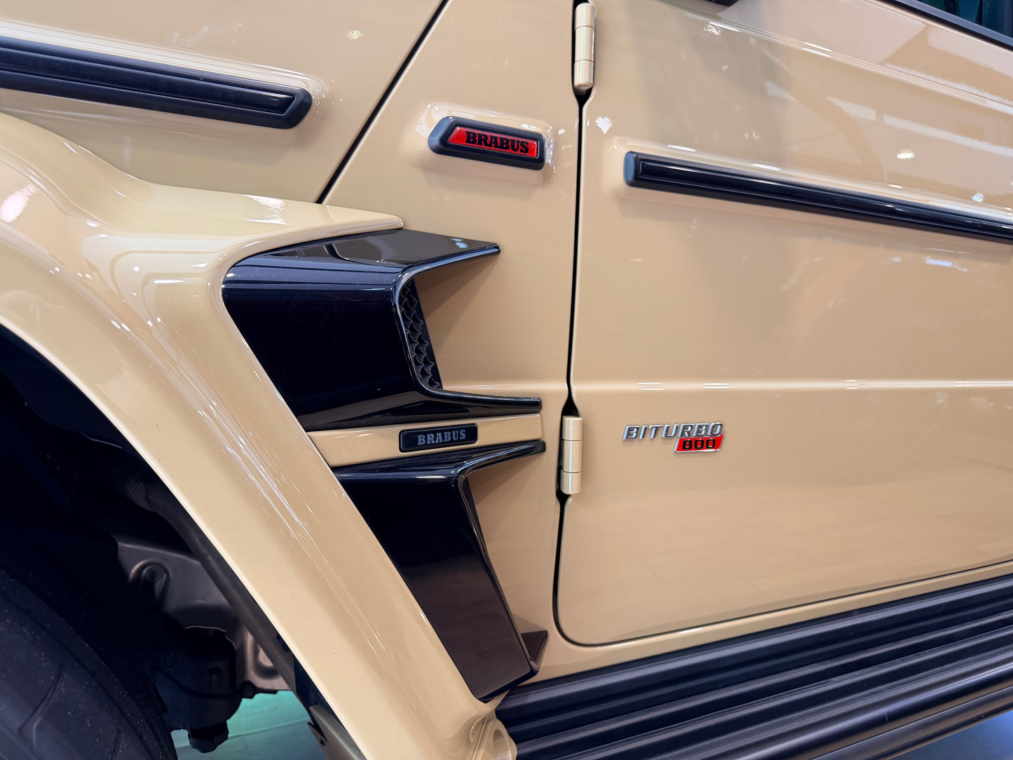 2023 Brabus G800