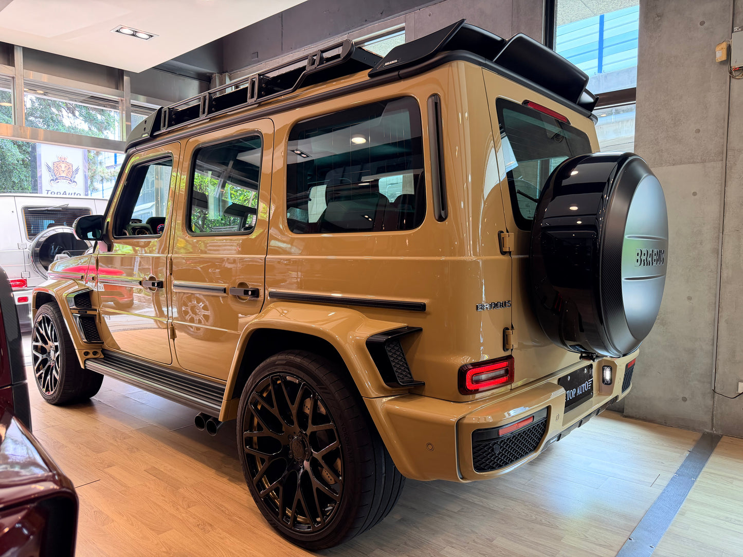 2023 Brabus G800