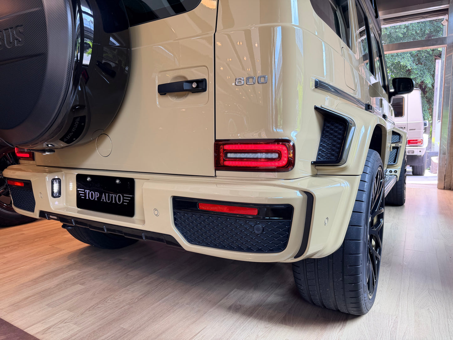 2023 Brabus G800