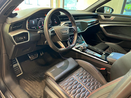 已售出-2022 Audi RS6 Avant 總代理