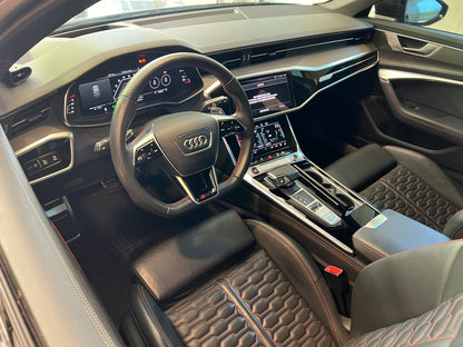 已售出-2022 Audi RS6 Avant 總代理