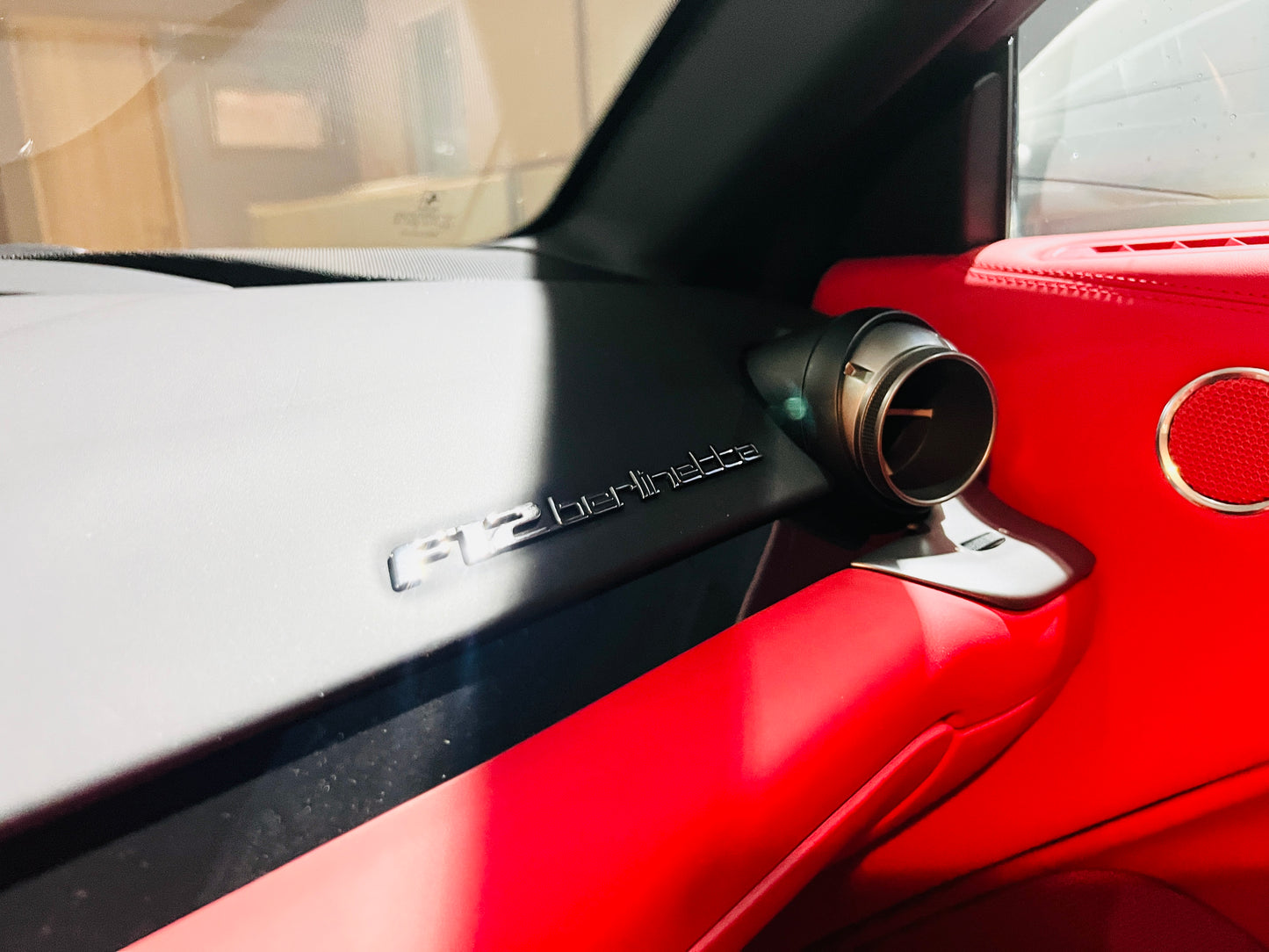 2016 Ferrari F12 Berlinetta 總代理
