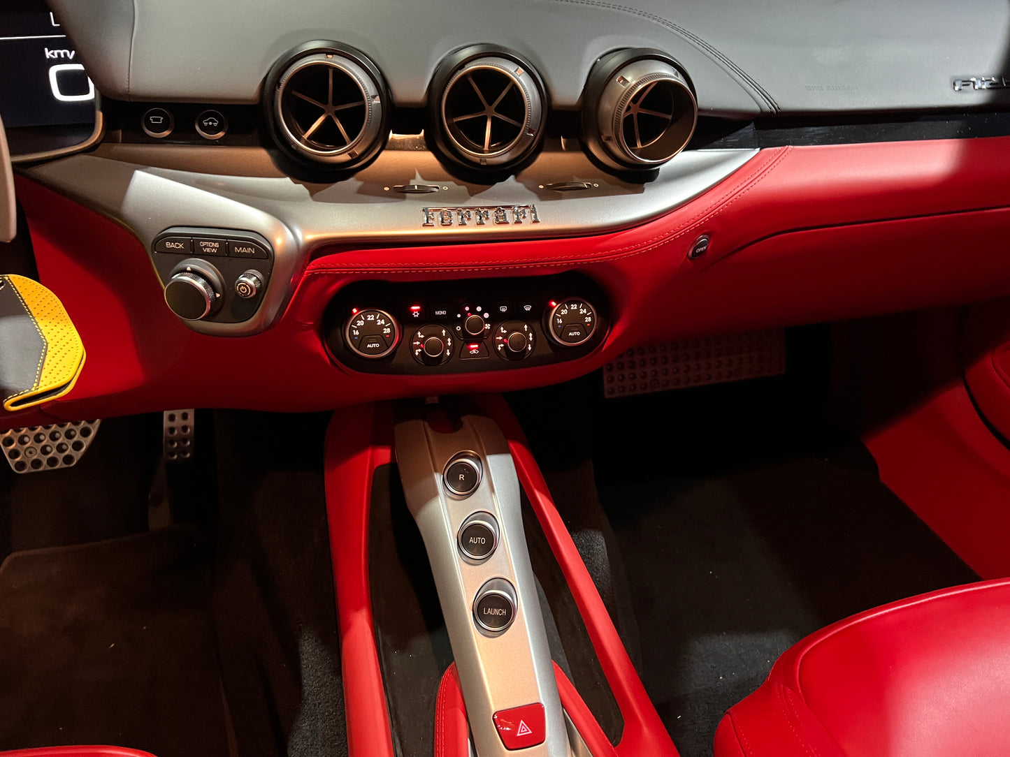 2016 Ferrari F12 Berlinetta 總代理