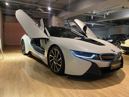 已售出2015 BMW i8 Coupe 總代理