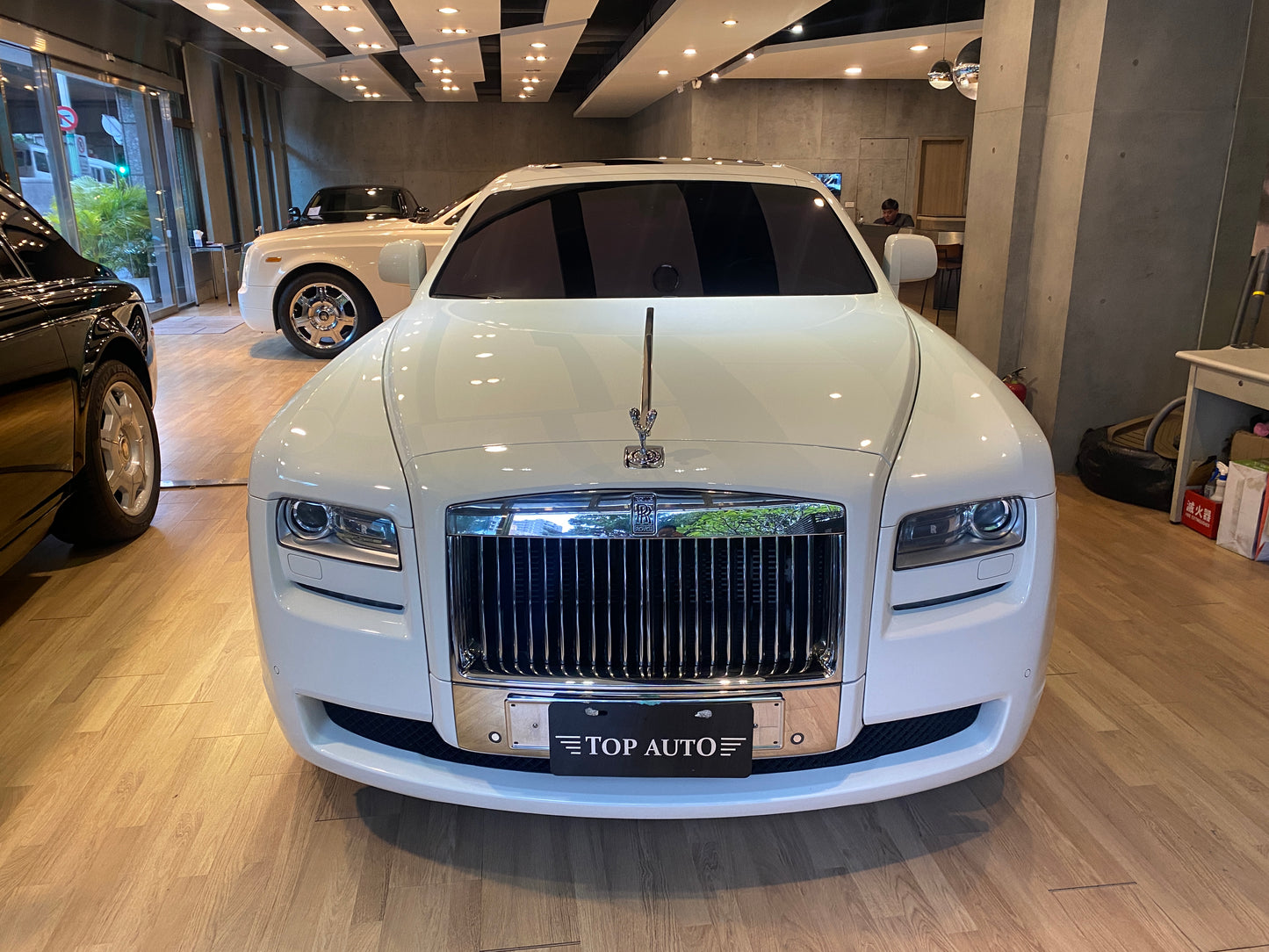 2011 Rolls-Royce Ghost 歐規