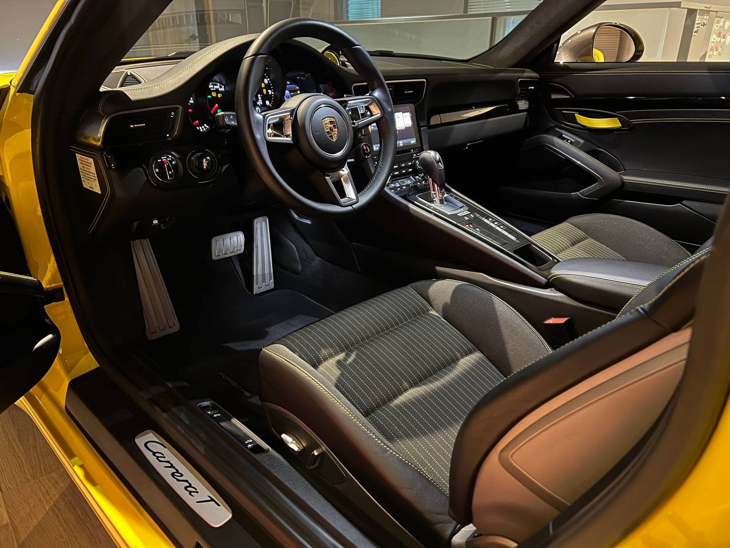 已售出-2018 Porsche 991.2 Carrera T 總代理